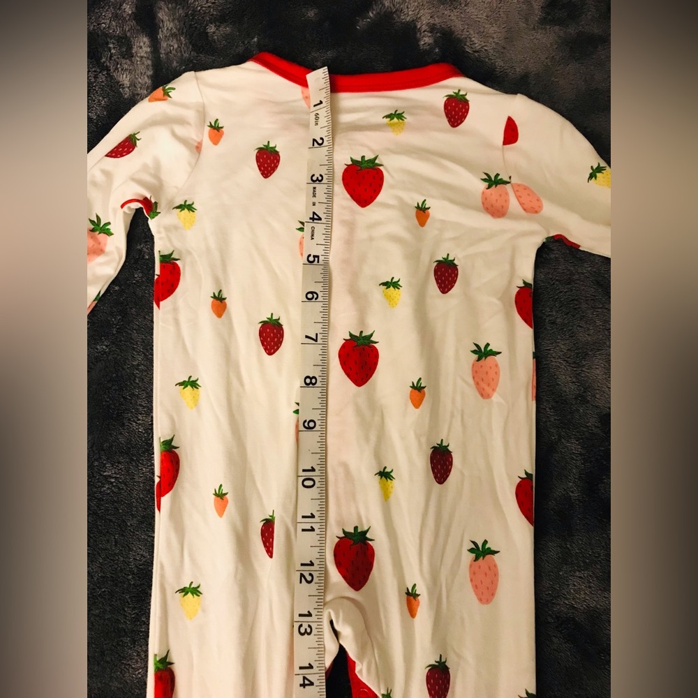 Kyte Baby Onepiece Strawberries - Picture 5 of 7